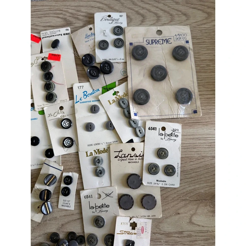 Vintage Button Lot - Black Gray - La Mode, Le Chic, La Petite - Sewing - 100+ Pc